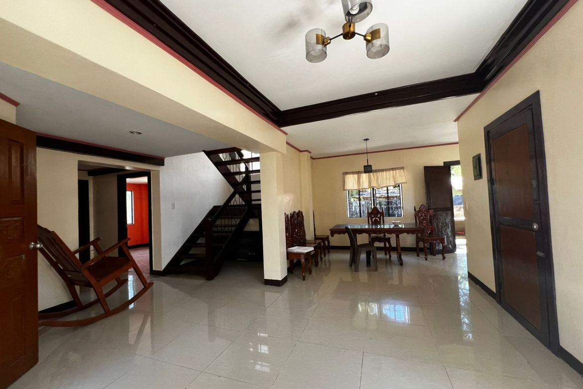 4 Bedroom House for Sale in Poblacion, Zamboanguita, Negros Oriental – photo 6