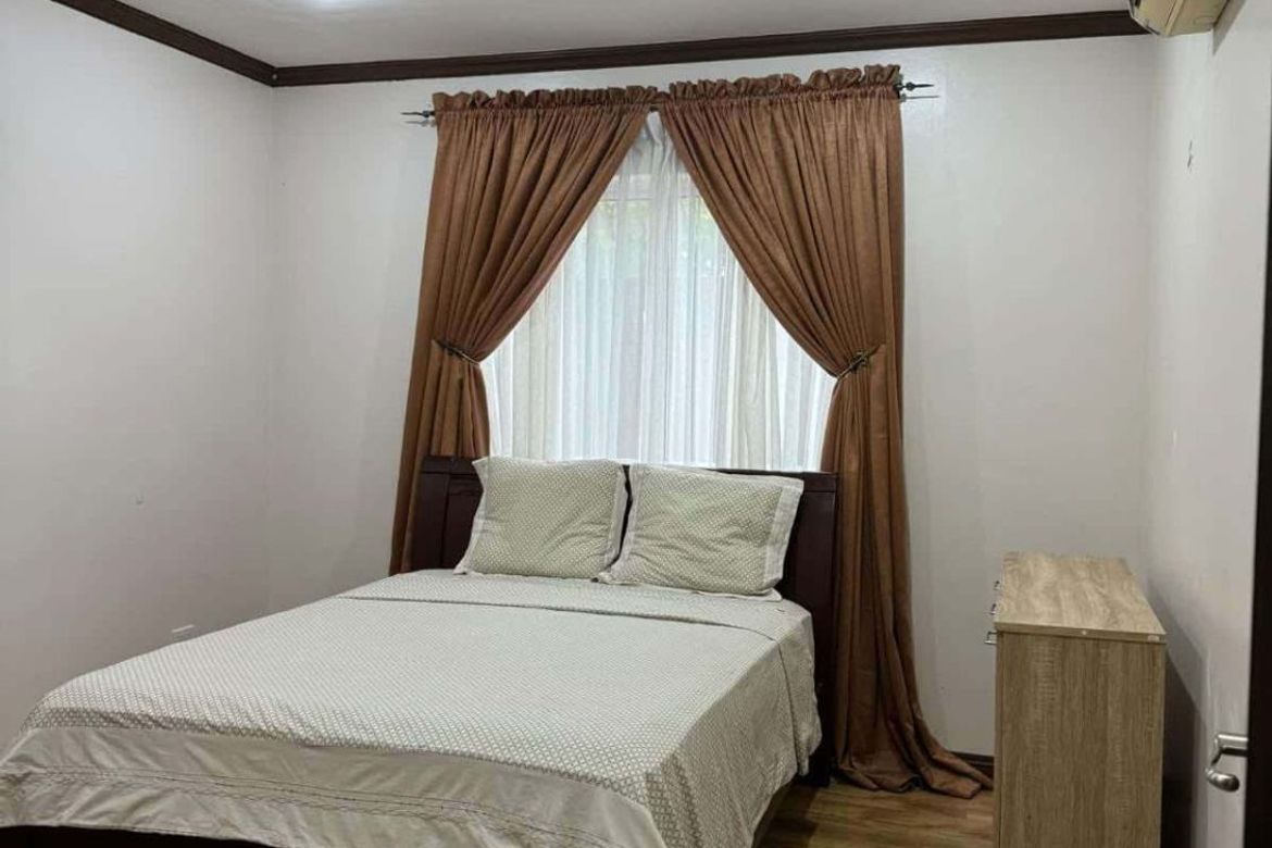 4 Bedroom House for Sale in Portofino Heights, Almanza Dos, Las Piñas, Metro Manila – photo 5