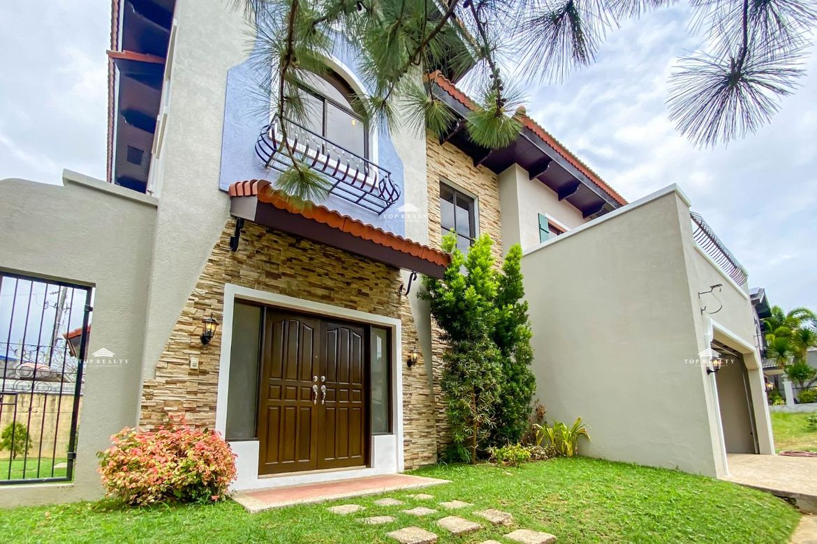 4 Bedroom House for Sale in Portofino Heights, Almanza Dos, Las Piñas, Metro Manila – photo 2