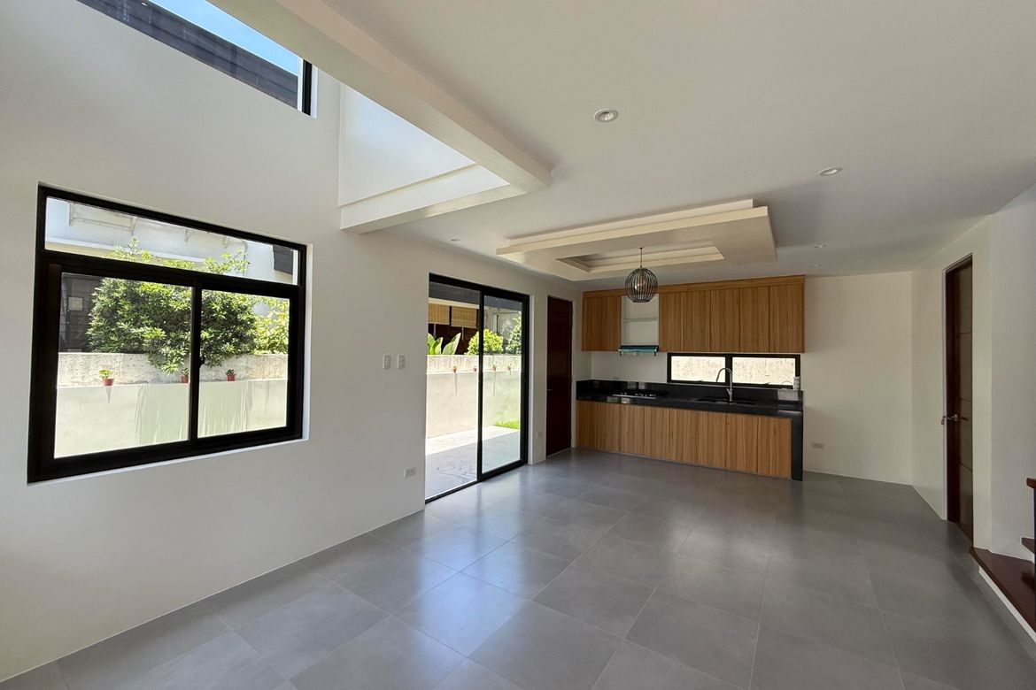 4 Bedroom House for Sale in Pramana Residential Park, Malitlit, Santa Rosa, Laguna – photo 4