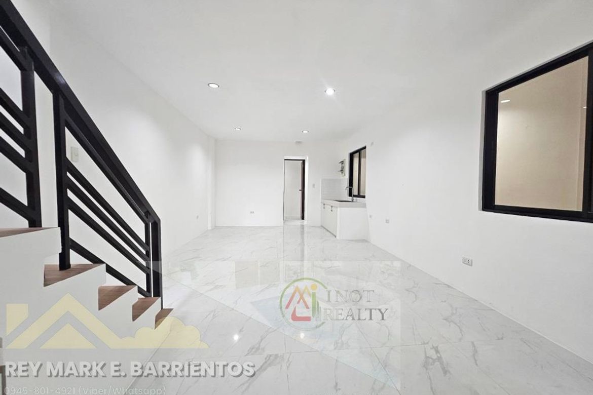 4 Bedroom House for Sale in Pulang Lupa Dos, Las Piñas, Metro Manila – photo 4