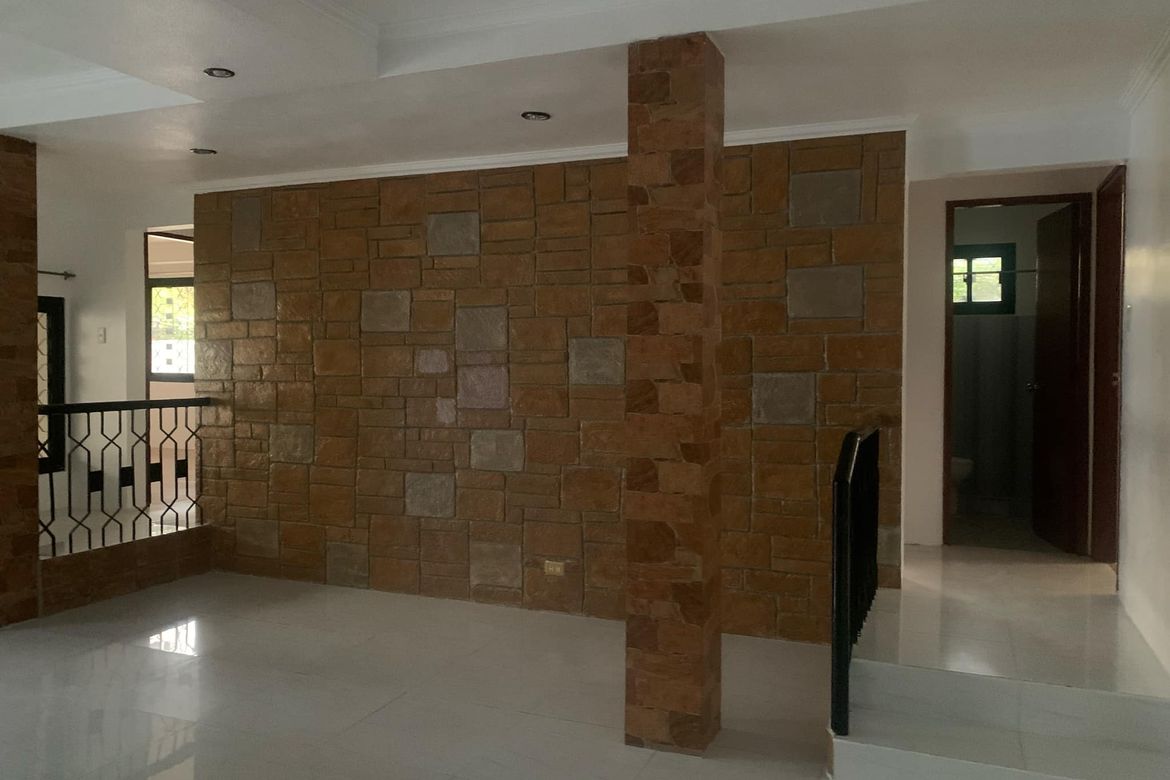 4 Bedroom House for Sale in Pulung Maragul, Angeles, Pampanga – photo 3