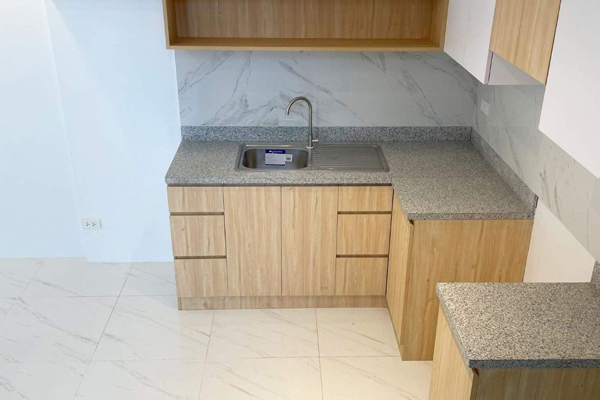 4 Bedroom House for Sale in Quiapo, Manila, Metro Manila near LRT-1 Carriedo – photo 7