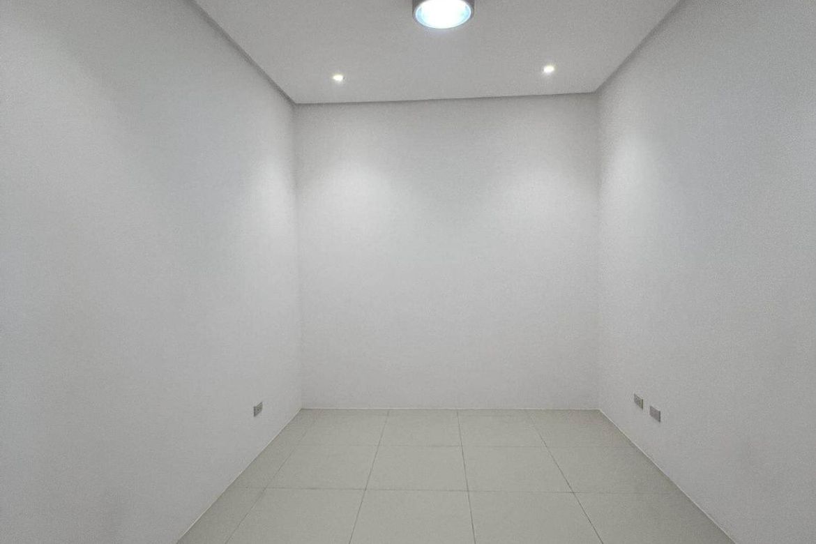 4 Bedroom House for Sale in Quirino 2-A, Quezon City, Metro Manila near LRT-2 Anonas – photo 2