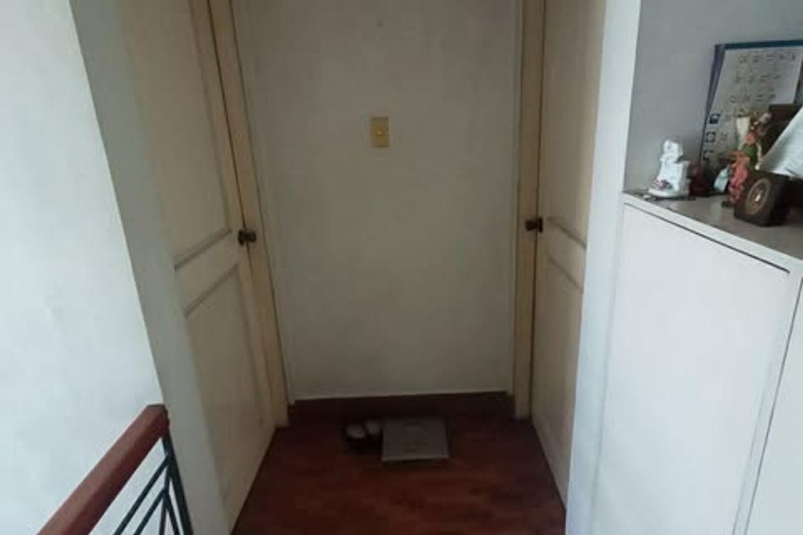 4 Bedroom House for Sale in Ramon Magsaysay, Quezon City, Metro Manila near LRT-1 Roosevelt – photo 8