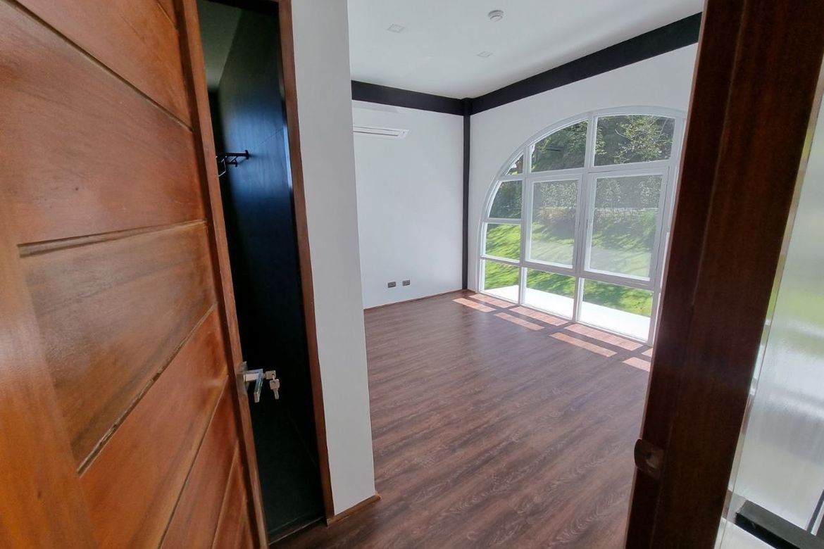 4 Bedroom House for Sale in Rosario, San Pedro, Laguna – photo 2