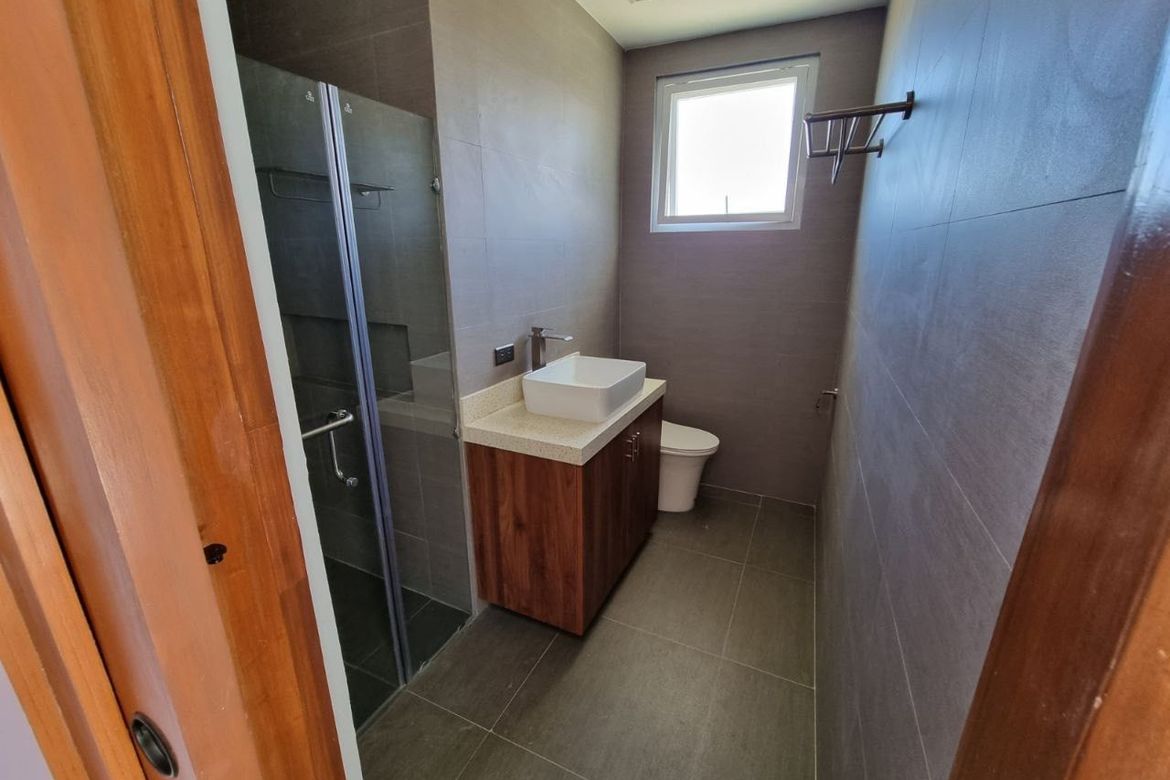 4 Bedroom House for Sale in Rosario, San Pedro, Laguna – photo 7