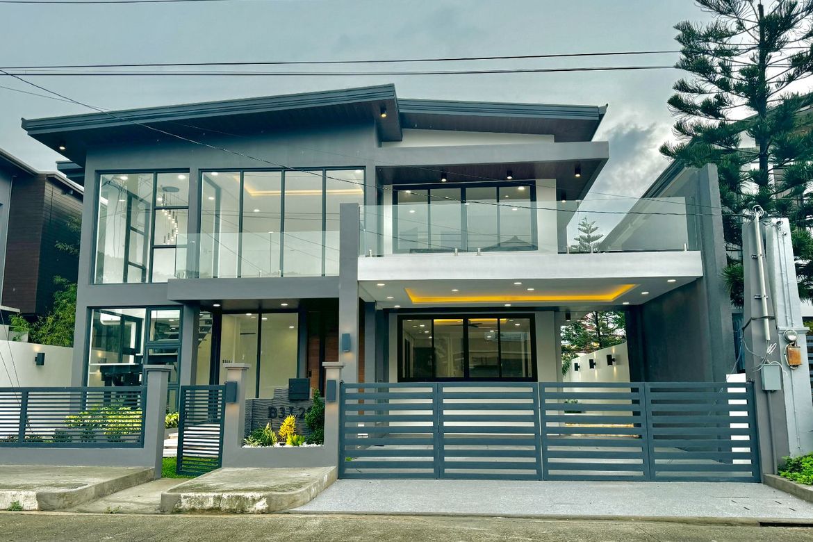 4 Bedroom House for Sale in Sampaloc I, Dasmariñas, Cavite
