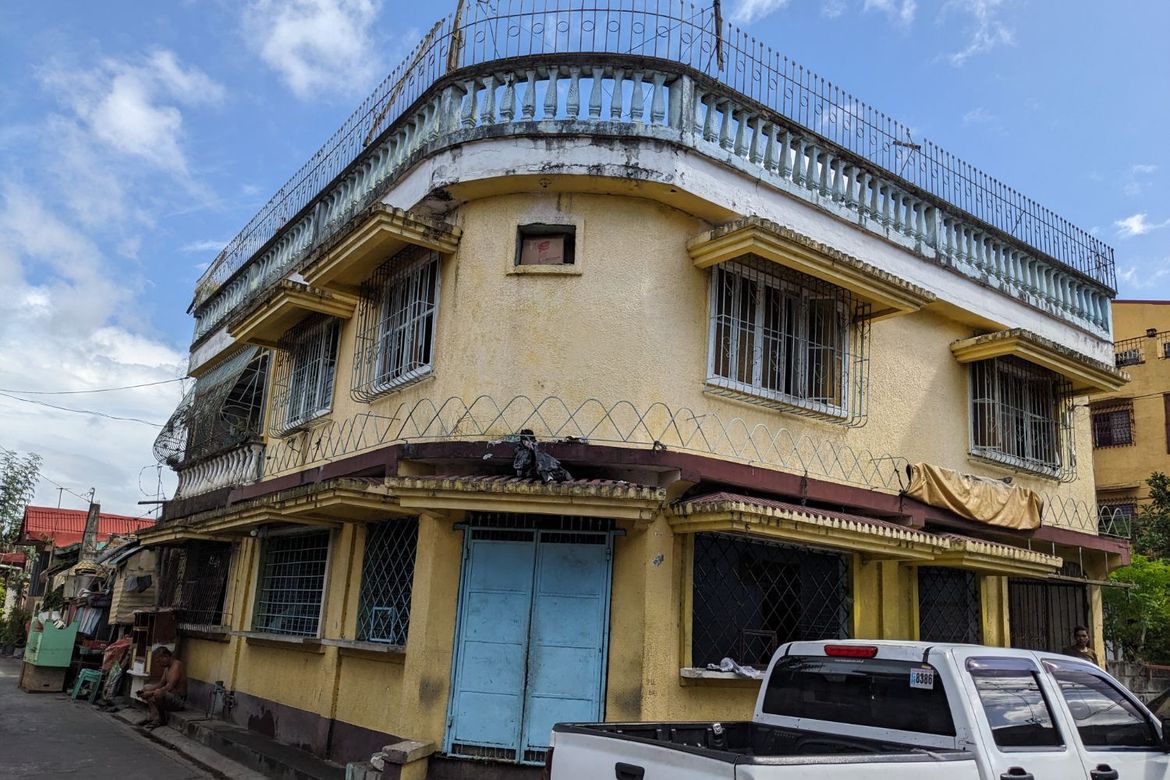4 Bedroom House for Sale in Sampaloc I, Dasmariñas, Cavite