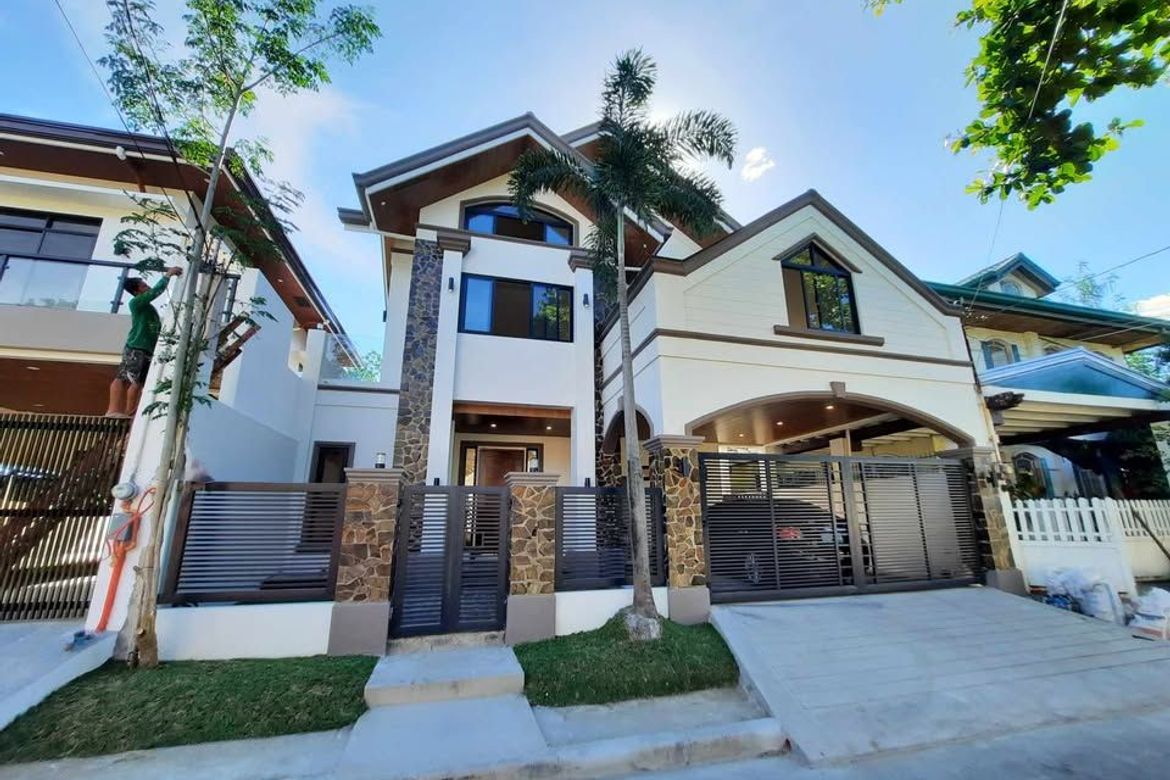 4 Bedroom House for Sale in San Isidro, Cainta, Rizal