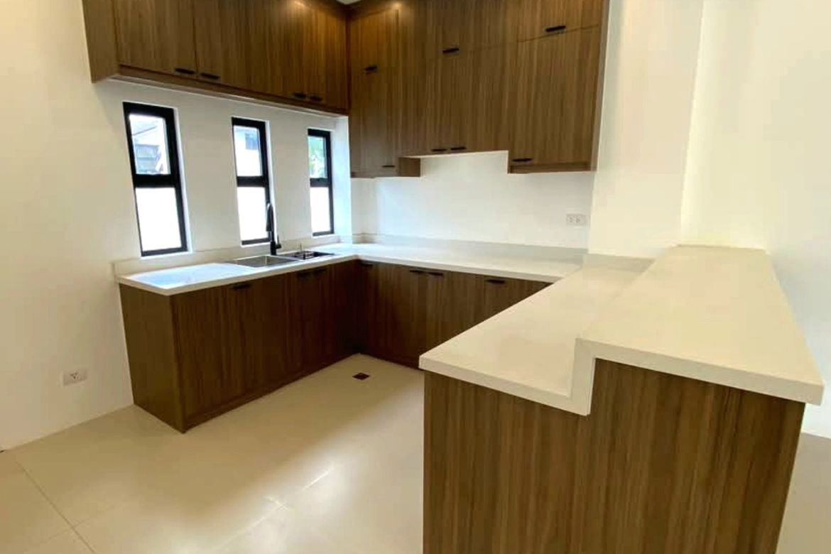 4 Bedroom House for Sale in San Isidro, Cainta, Rizal – photo 3