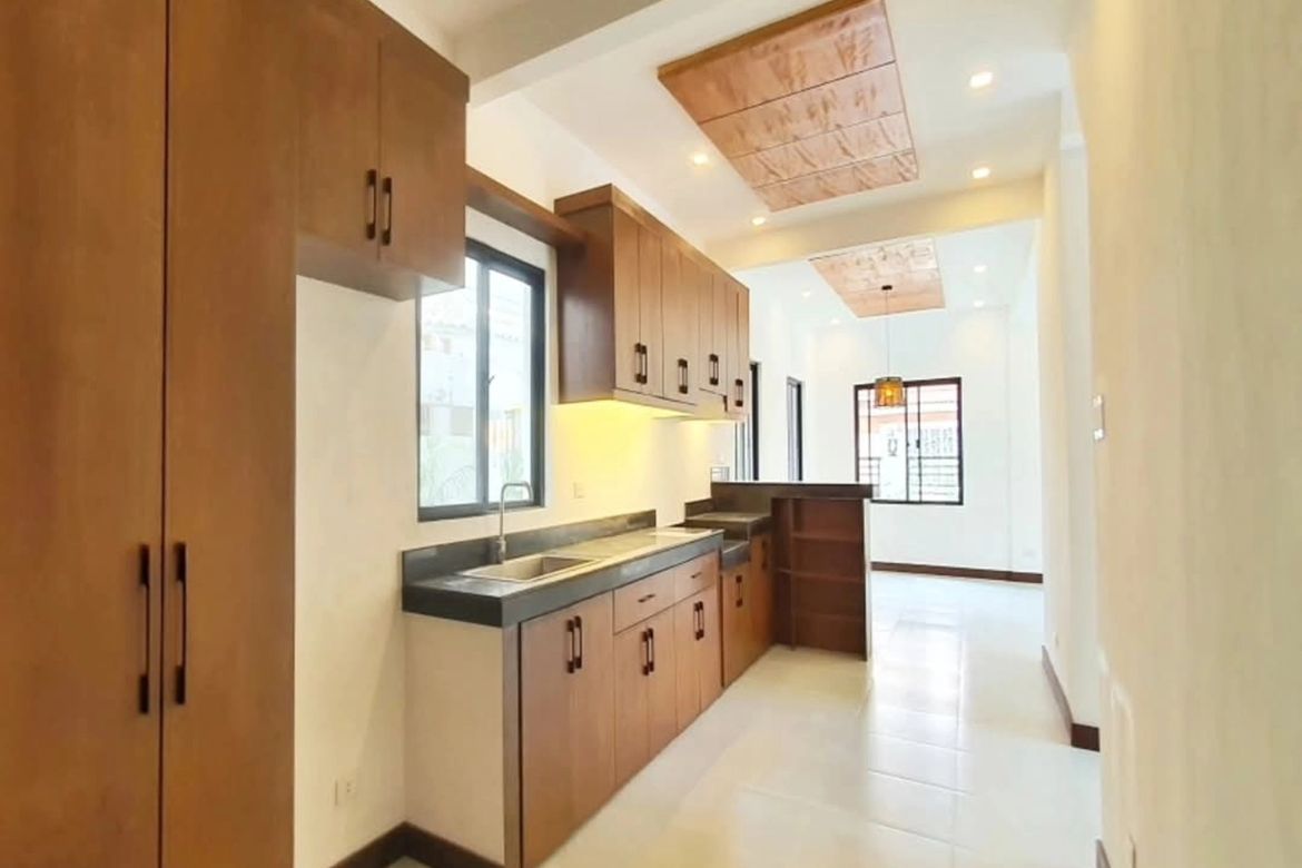 4 Bedroom House for Sale in San Isidro, Cainta, Rizal – photo 4
