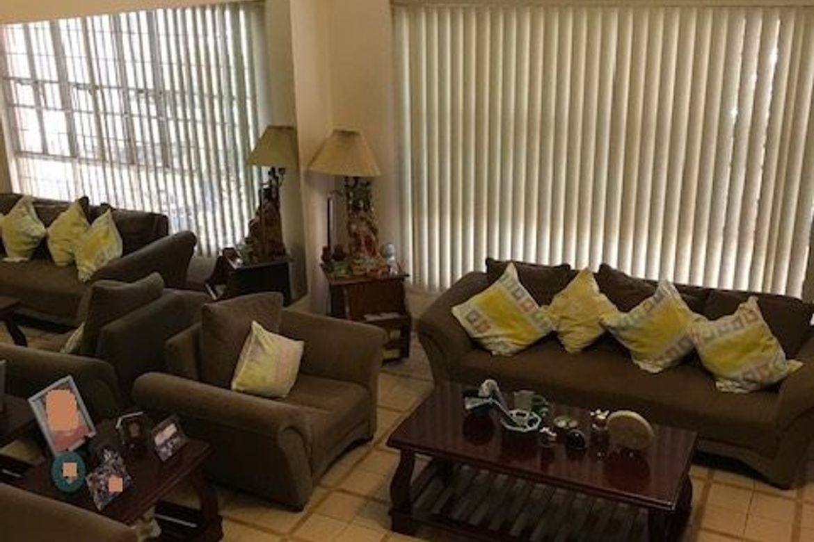 4 Bedroom House for Sale in San Isidro, Parañaque, Metro Manila – photo 3