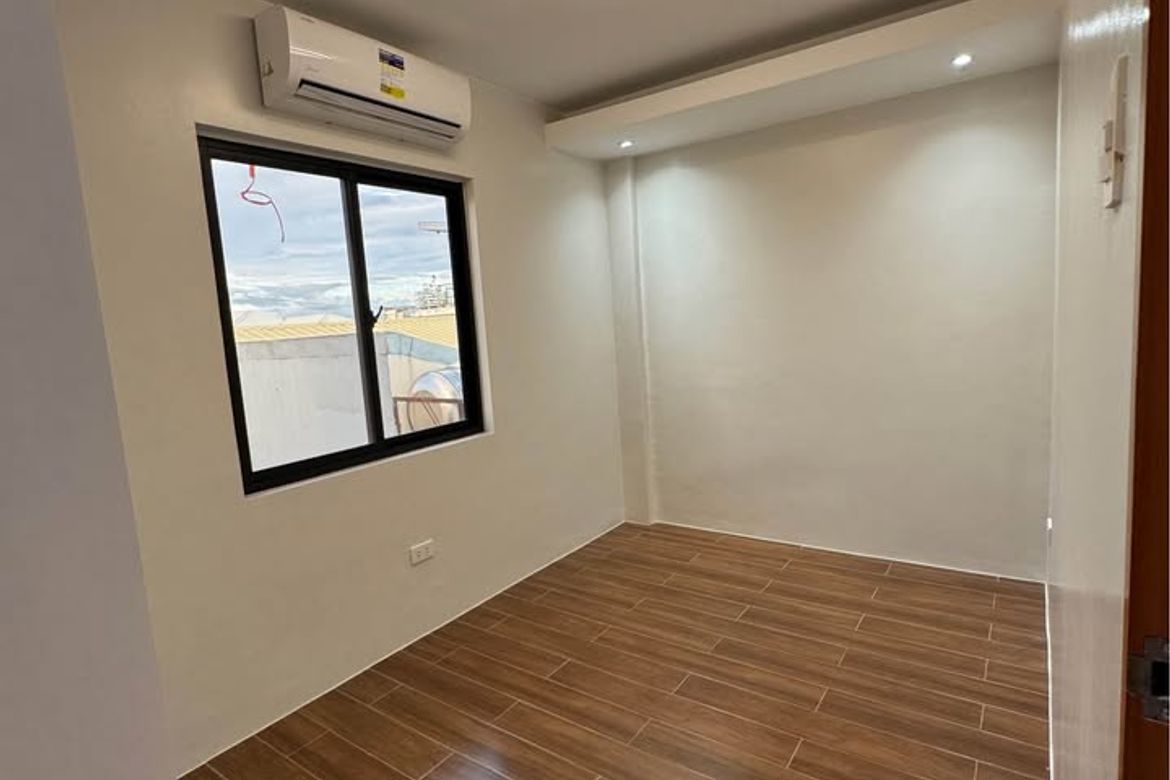 4 Bedroom House for Sale in San Isidro, Parañaque, Metro Manila – photo 7