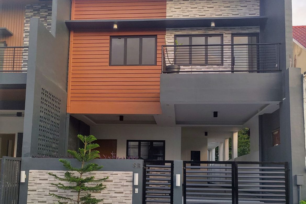 4 Bedroom House for Sale in San Isidro, Parañaque, Metro Manila
