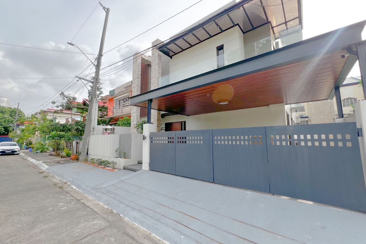 4 Bedroom House for Sale in San Isidro, Parañaque, Metro Manila – photo 6