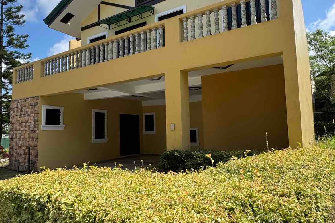 4 Bedroom House for Sale in San Jose, Tagaytay, Cavite