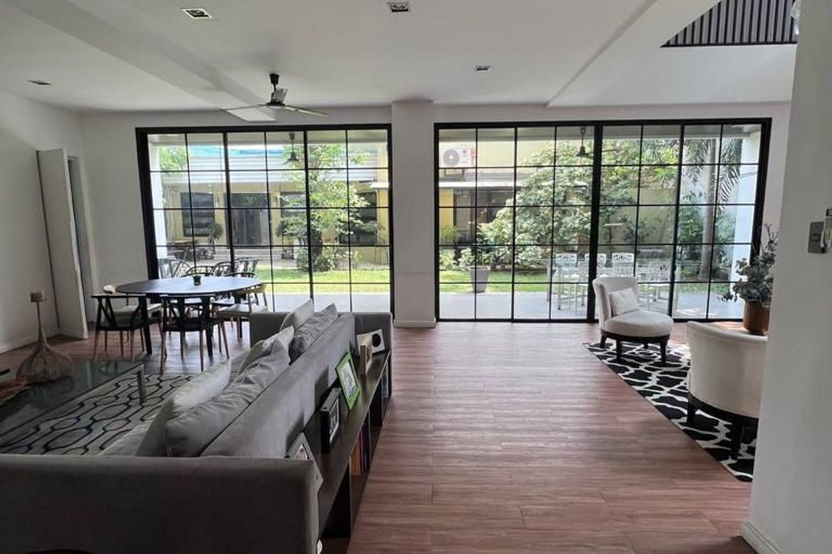 4 Bedroom House for Sale in San Juan, Metro Manila – photo 3
