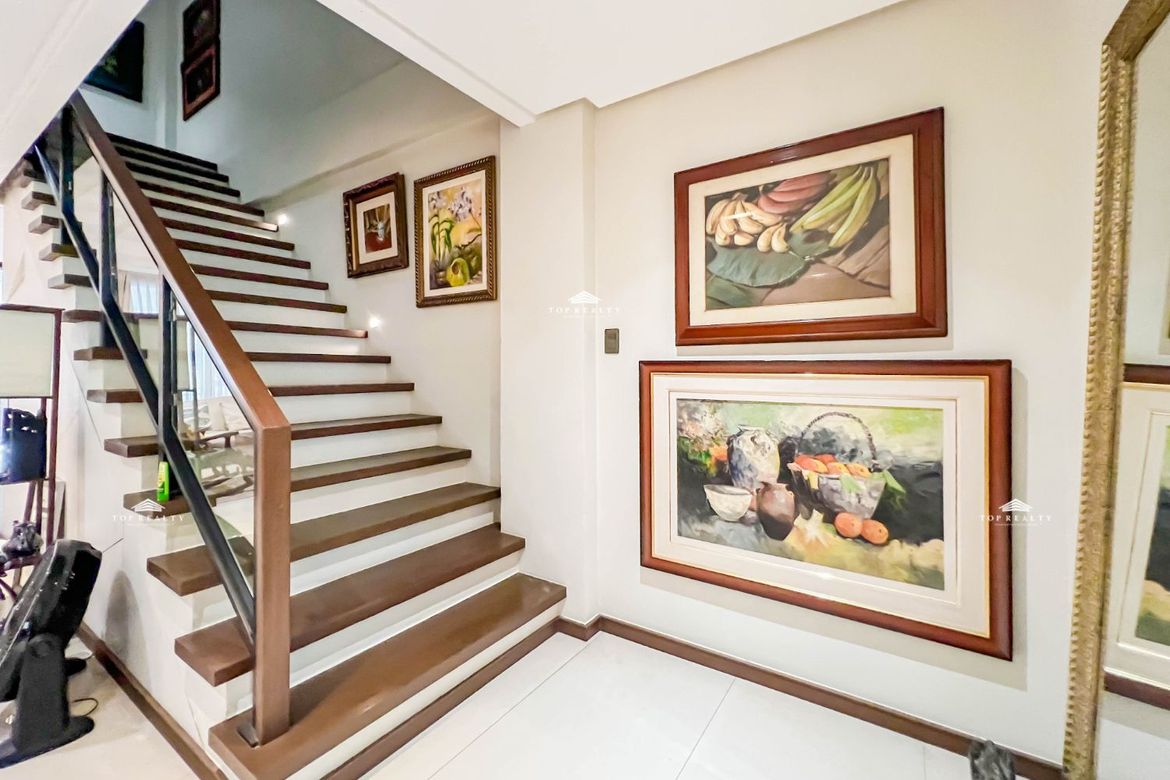 4 Bedroom House for Sale in San Martin de Porres, Parañaque, Metro Manila – photo 6