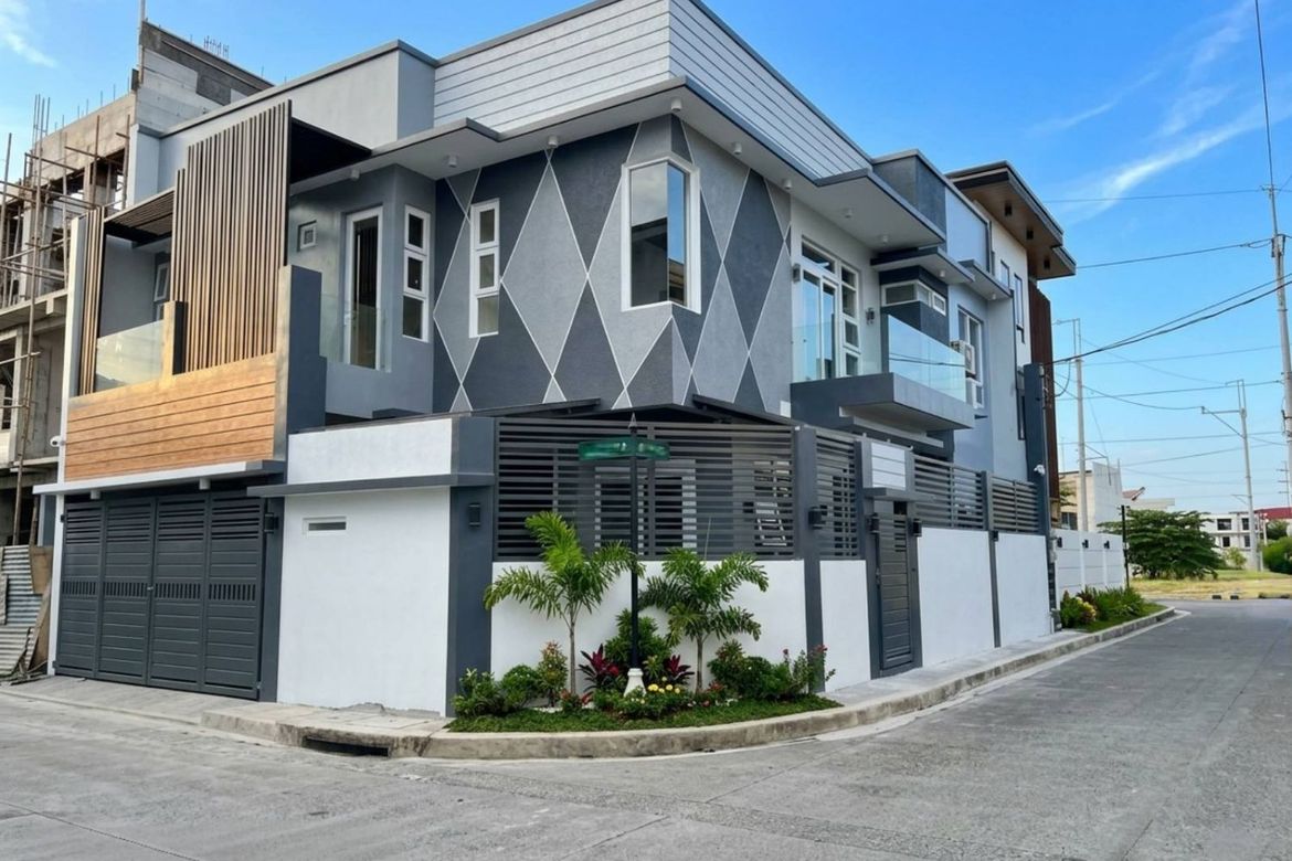 4 Bedroom House for Sale in San Miguel, Pasig, Metro Manila