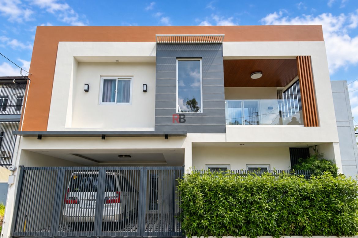 4 Bedroom House for Sale in San Miguel, Pasig, Metro Manila