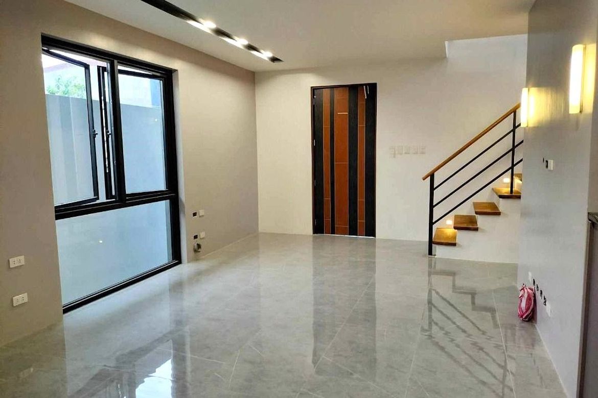 4 Bedroom House for Sale in San Miguel, Pasig, Metro Manila