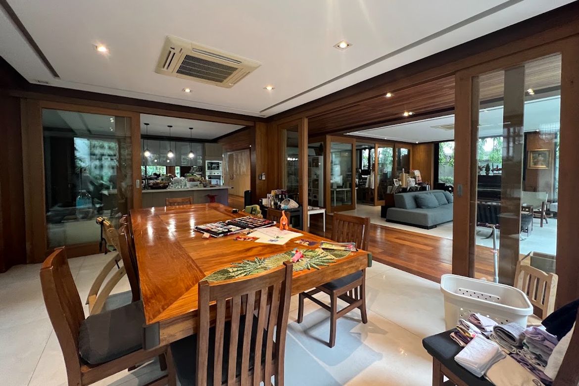 4 Bedroom House for Sale in San Nicolas, Pasig, Metro Manila