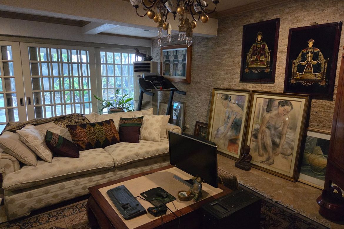 4 Bedroom House for Sale in San Nicolas, Pasig, Metro Manila – photo 2