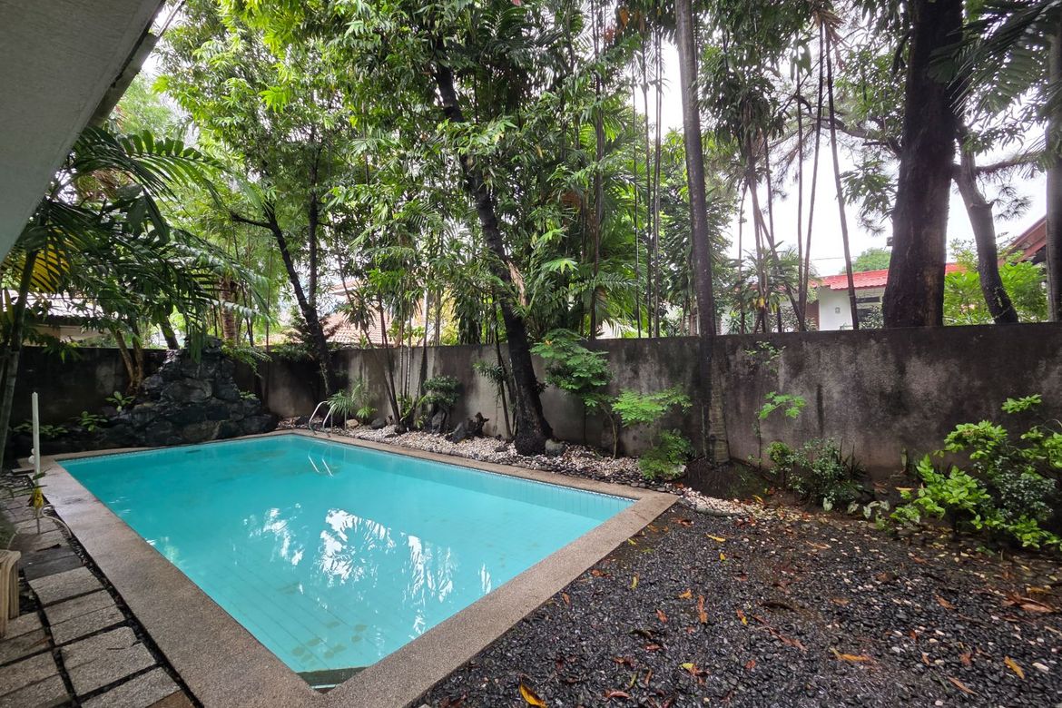 4 Bedroom House for Sale in San Nicolas, Pasig, Metro Manila – photo 6