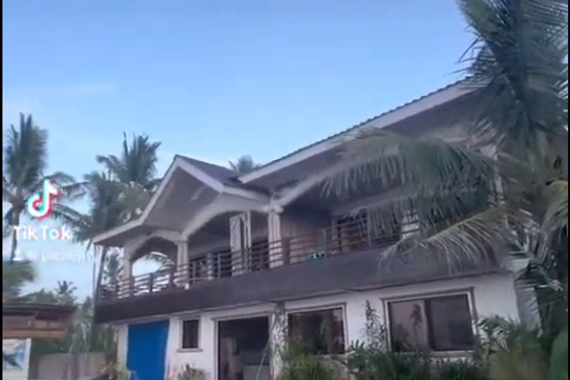 4 Bedroom House for Sale in Santa Cruz, General Luna, Surigao del Norte