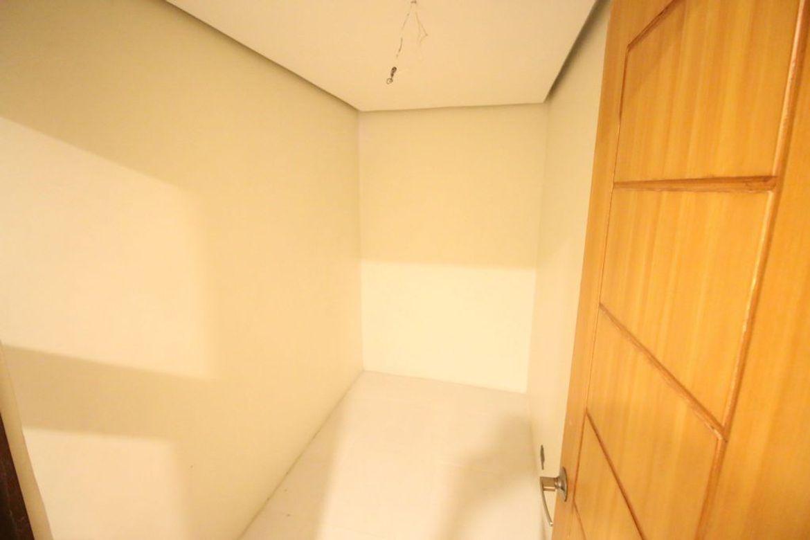 4 Bedroom House for Sale in Santa Cruz, Manila, Metro Manila near LRT-1 Doroteo Jose – photo 4
