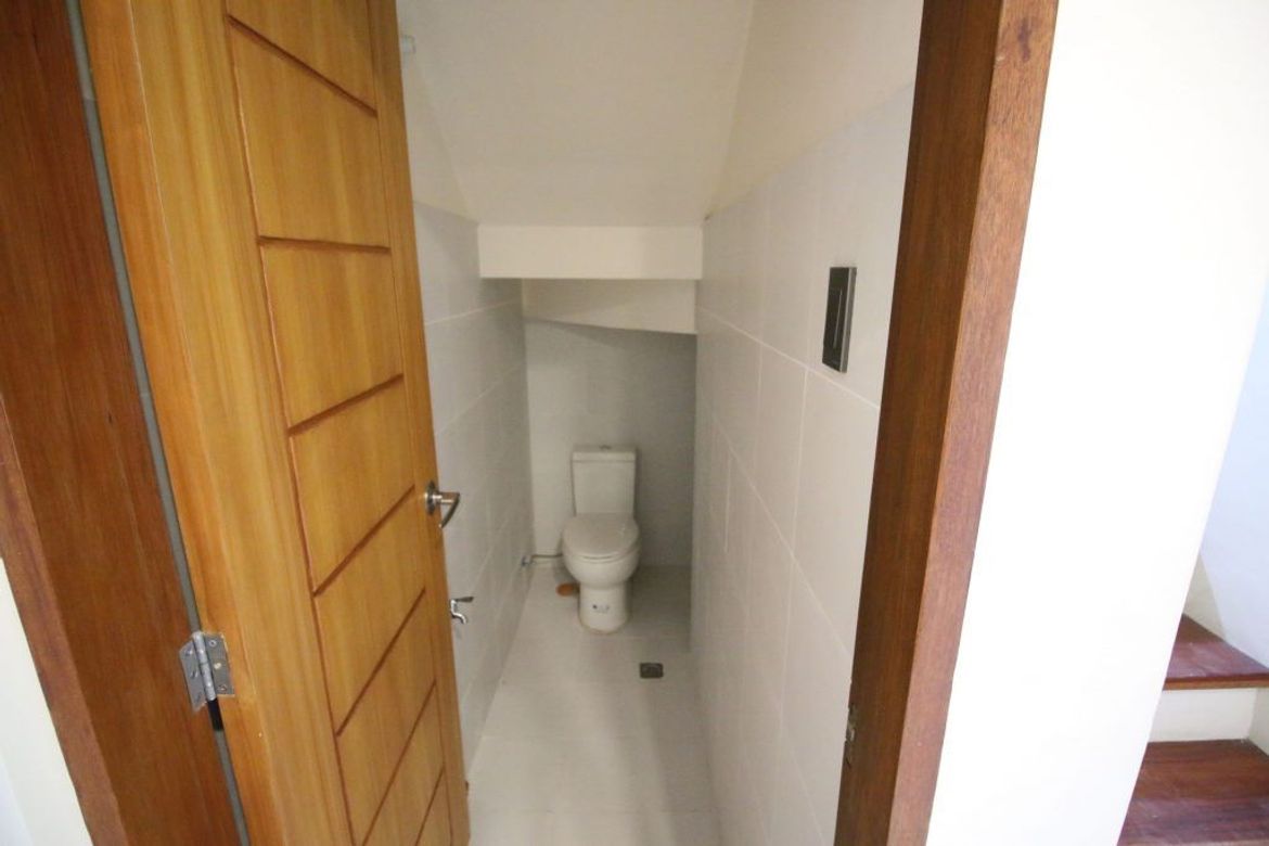 4 Bedroom House for Sale in Santa Cruz, Manila, Metro Manila near LRT-1 Doroteo Jose – photo 5