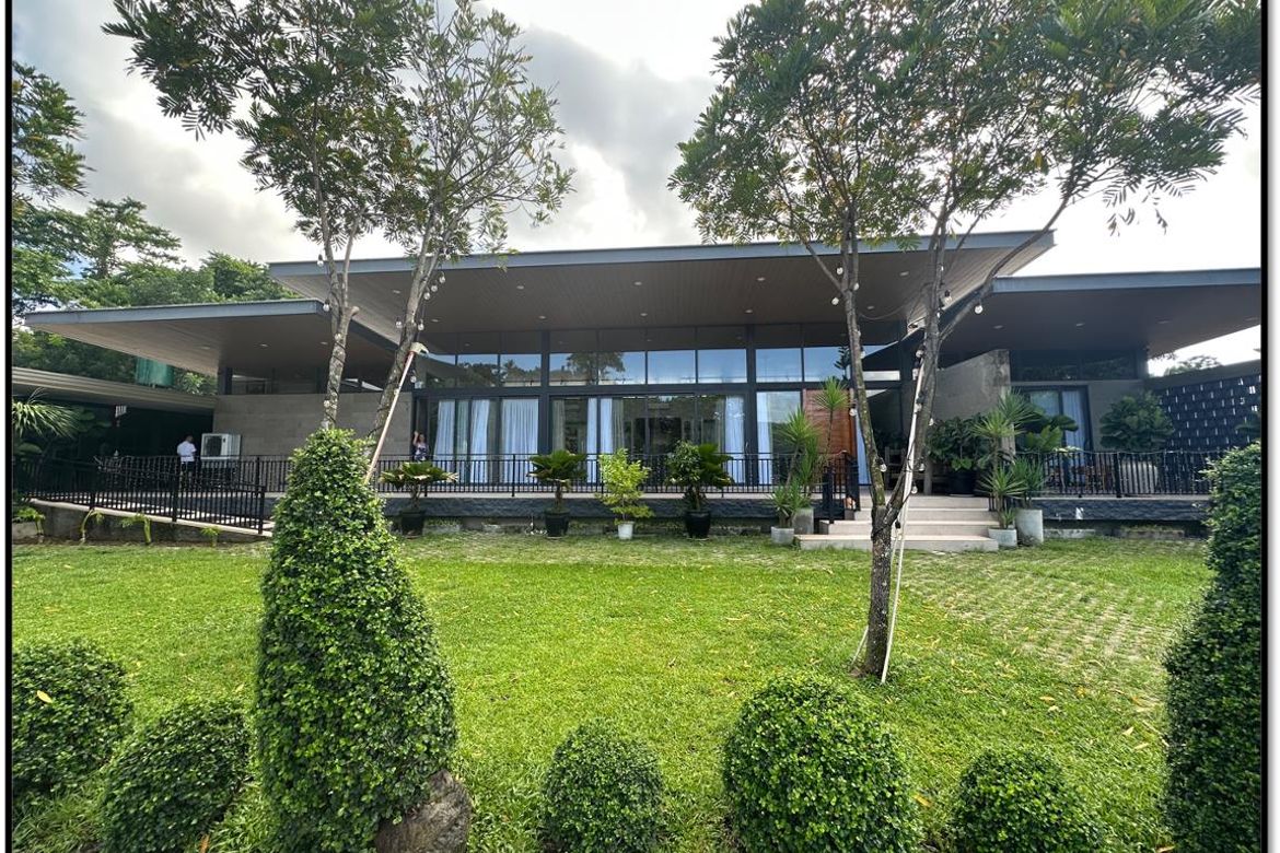 4 Bedroom House for Sale in Santa Rosa, Alaminos, Laguna