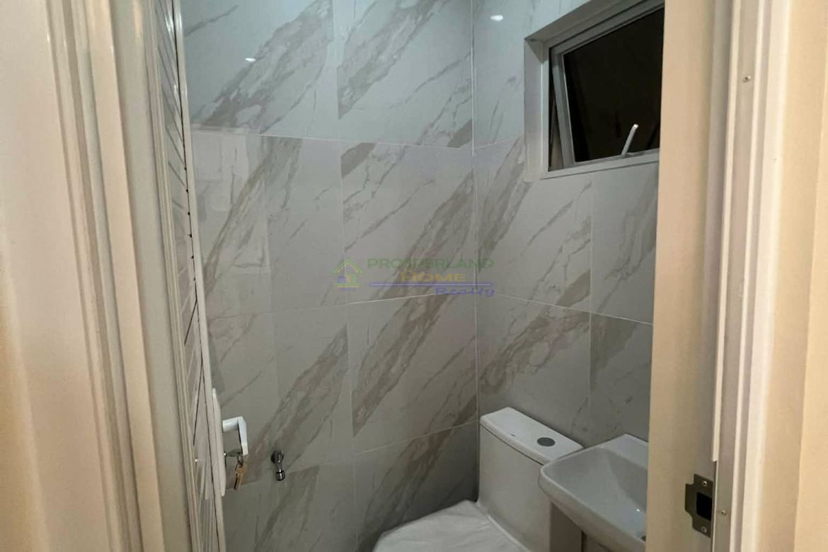 4 Bedroom House for Sale in Santa Rosa, Laguna – photo 8