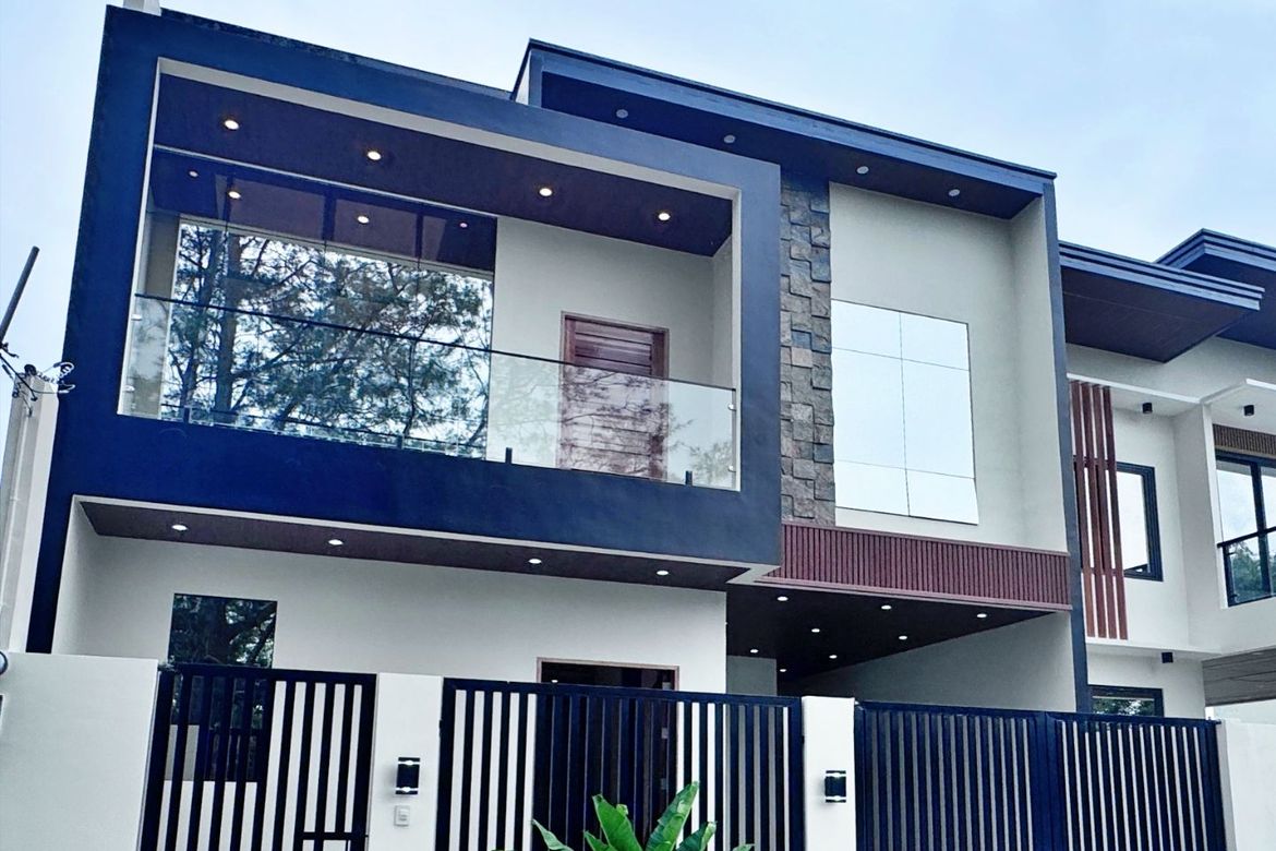 4 Bedroom House for Sale in Santa Rosa, Laguna