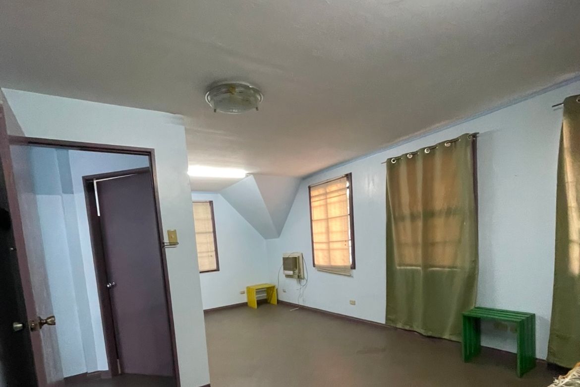 4 Bedroom House for Sale in Santarosa Estates, Don Jose, Santa Rosa, Laguna – photo 7