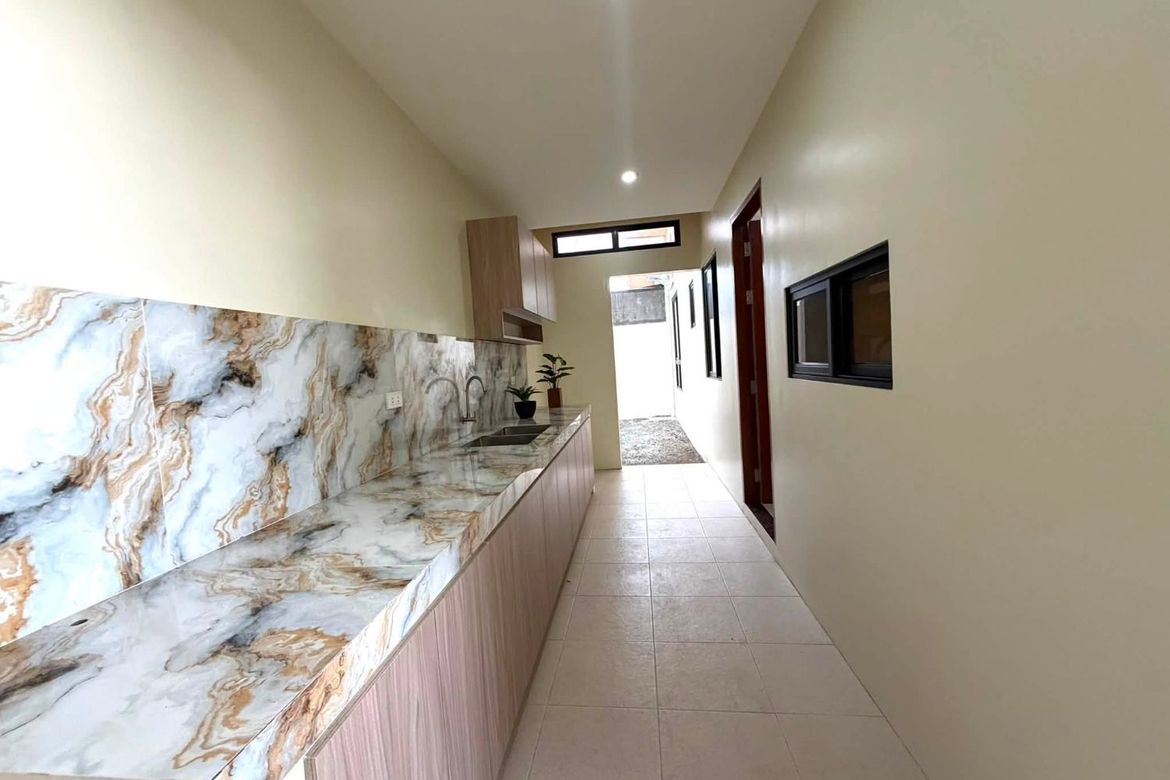 4 Bedroom House for Sale in Santo Domingo, Angeles, Pampanga – photo 5
