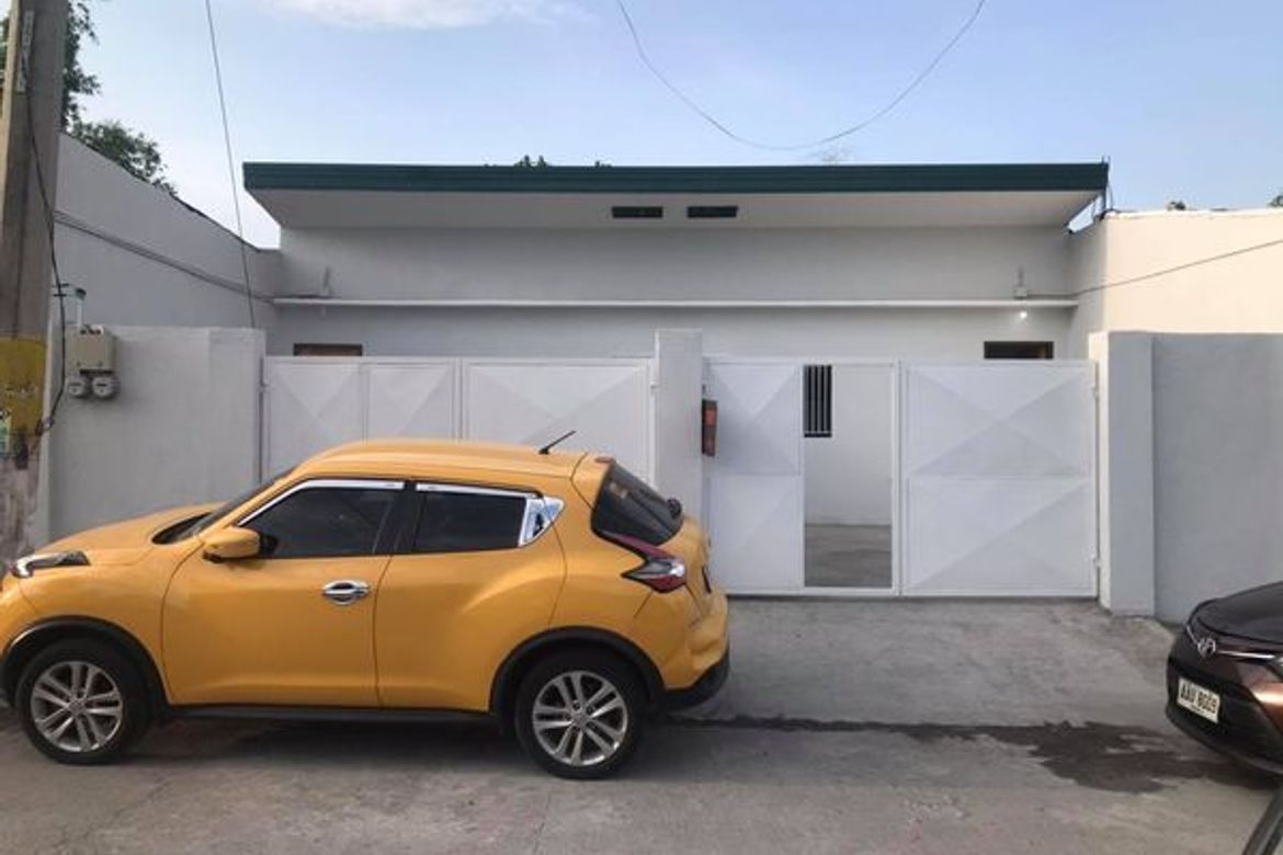 4 Bedroom House for Sale in Santo Domingo, Angeles, Pampanga