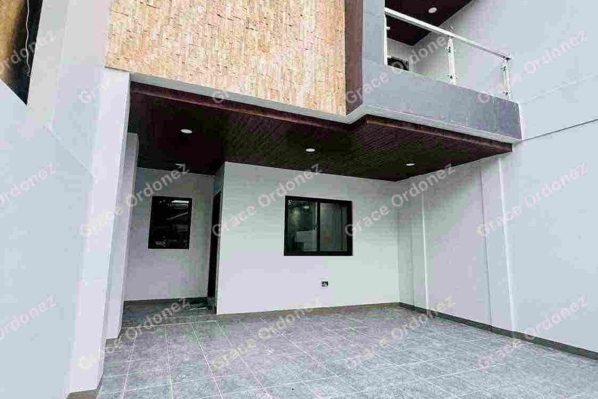 4 Bedroom House for Sale in Santo Domingo, Cainta, Rizal
