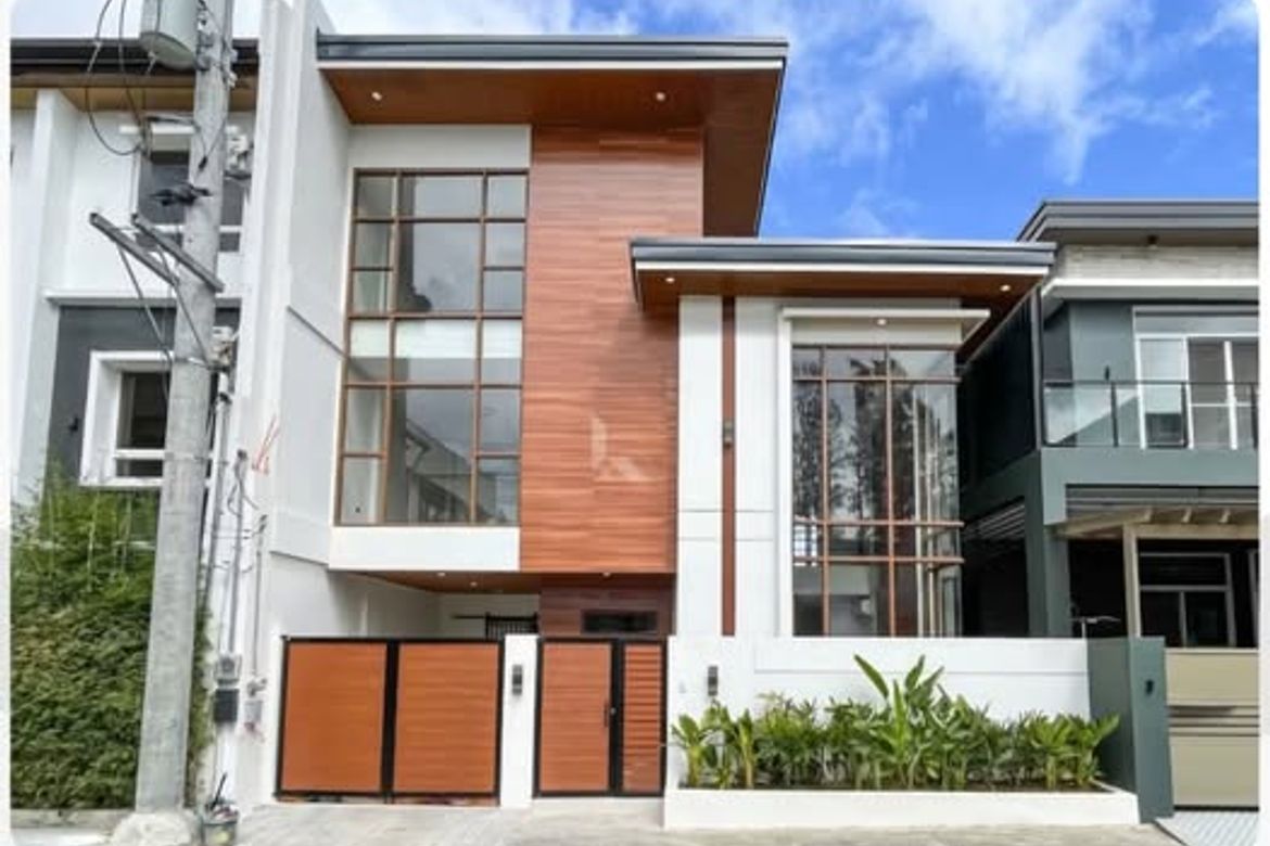 4 Bedroom House for Sale in Santo Domingo, Cainta, Rizal