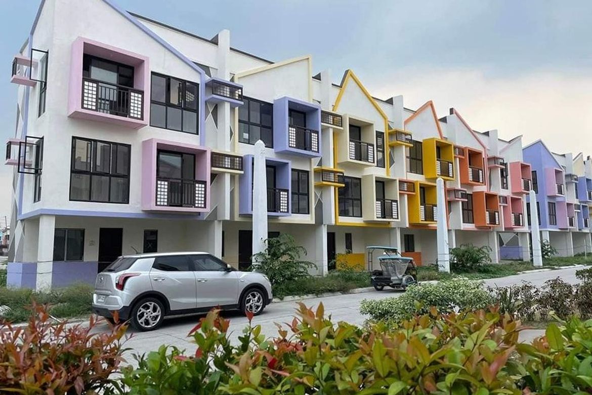 4 Bedroom House for Sale in Santo Niño, Biñan, Laguna