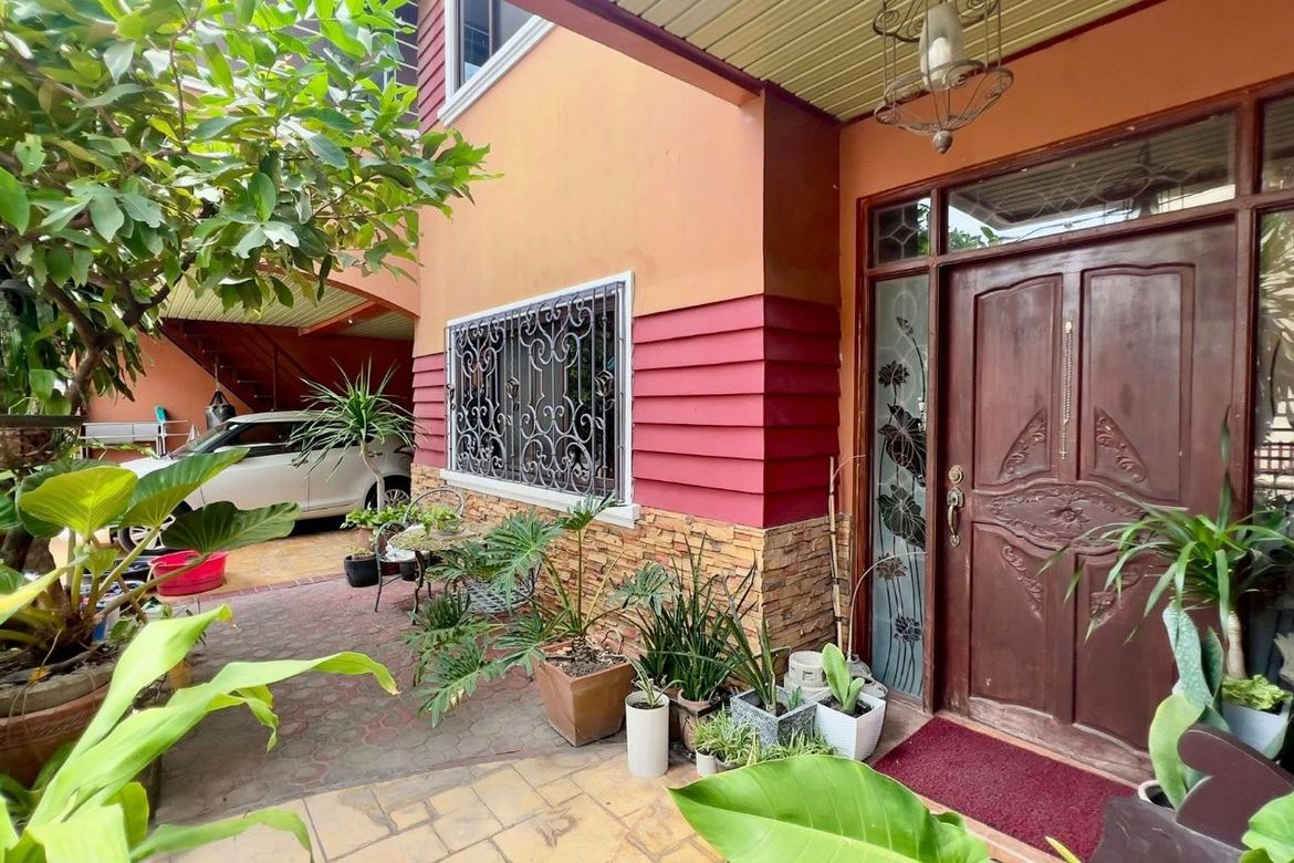 4 Bedroom House for Sale in Santo Rosario, San Fernando, Pampanga – photo 8