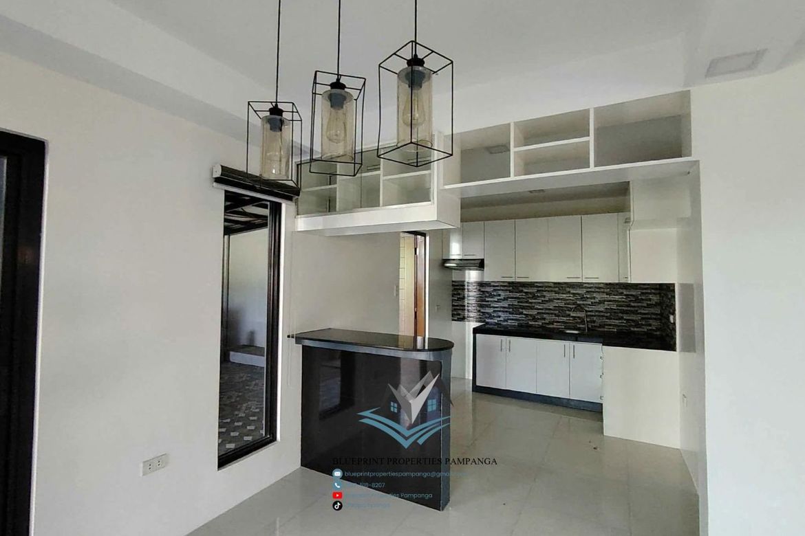 4 Bedroom House for Sale in Santo Rosario, San Fernando, Pampanga – photo 8