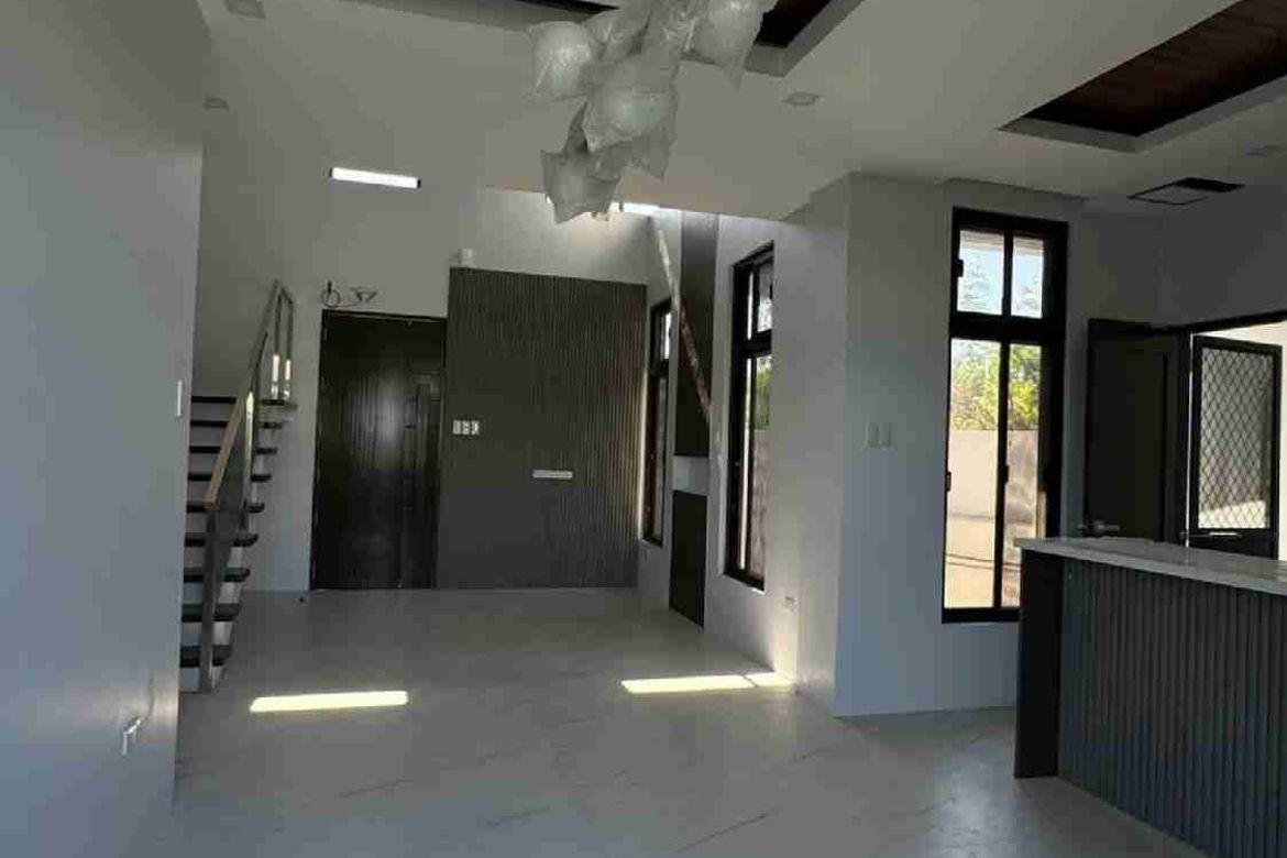 4 Bedroom House for Sale in Santo Tomas, Sasmuan, Pampanga – photo 2