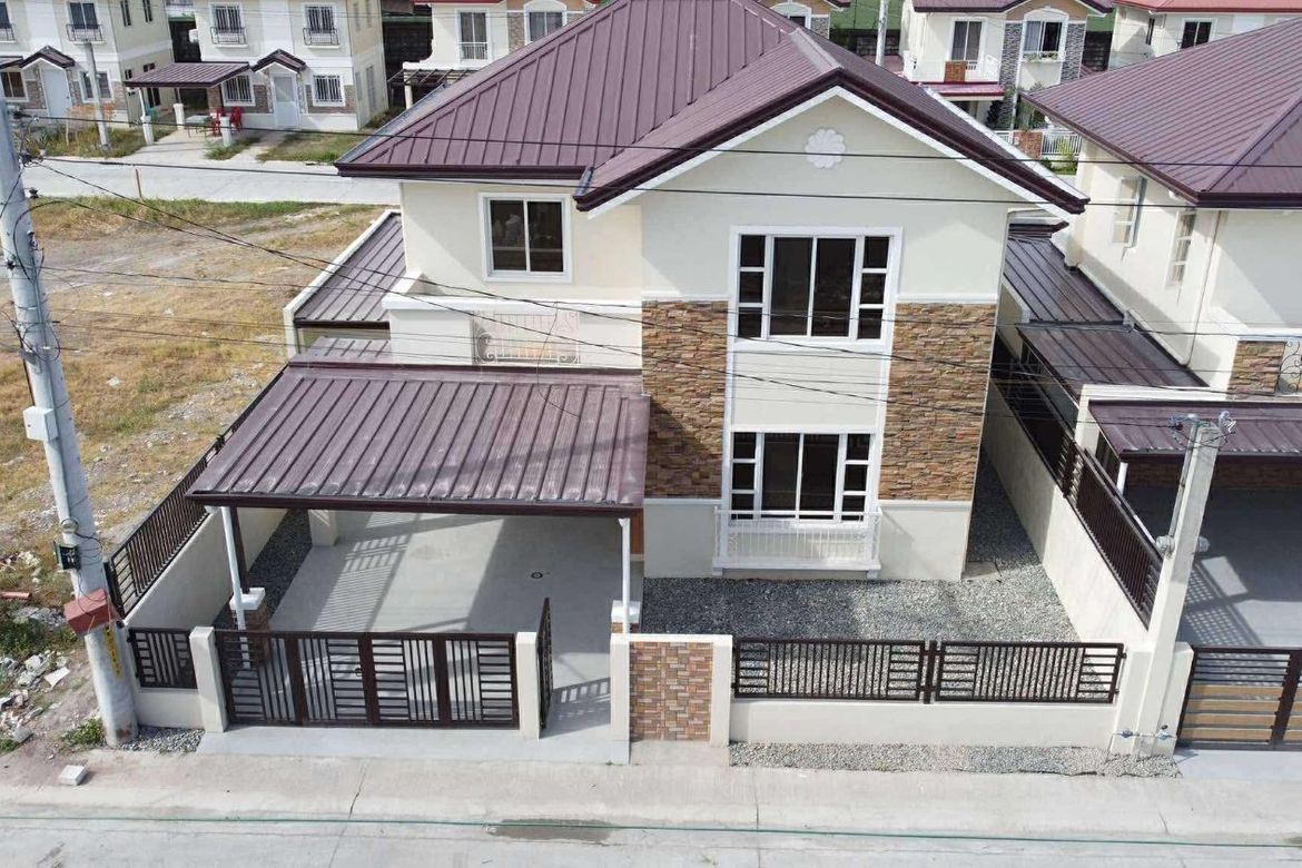 4 Bedroom House for Sale in Sapalibutad, Angeles, Pampanga
