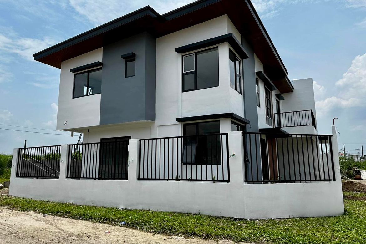 4 Bedroom House for Sale in Sapang Maisac, Mexico, Pampanga