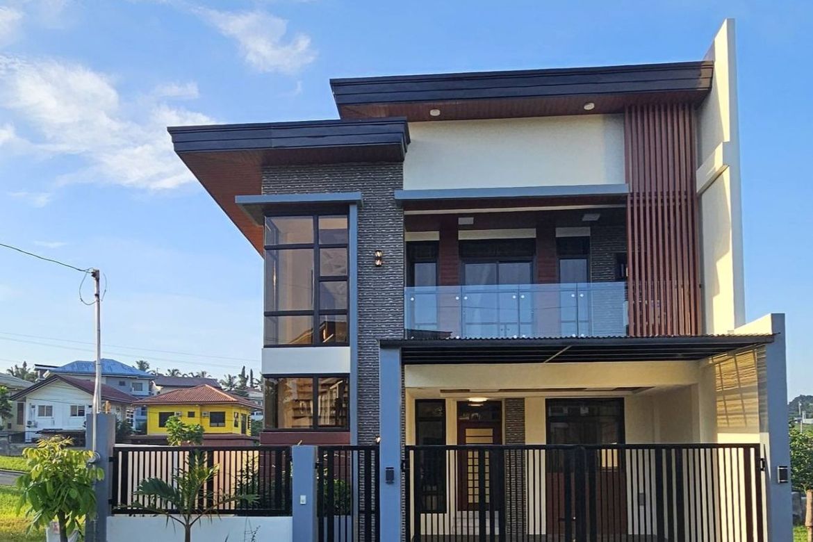 4 Bedroom House for Sale in Sasa, Davao City, Davao del Sur
