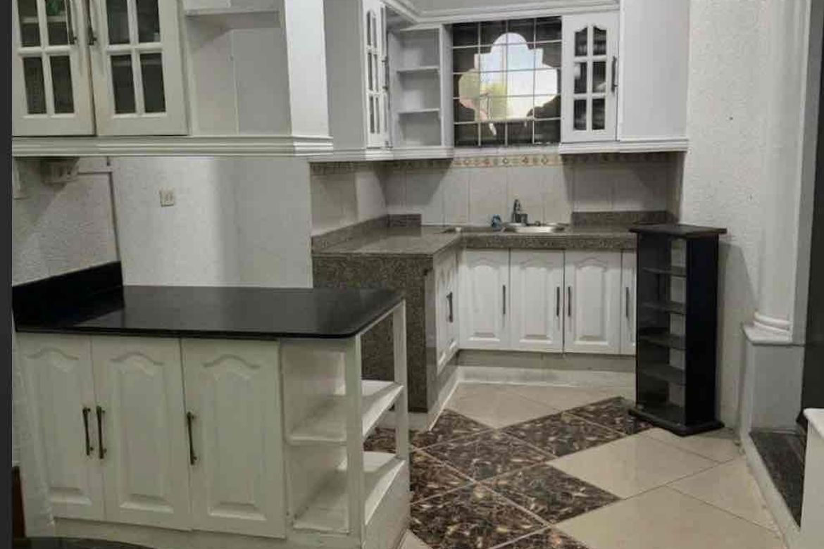 4 Bedroom House for Sale in Sauyo, Quezon City, Metro Manila – photo 2