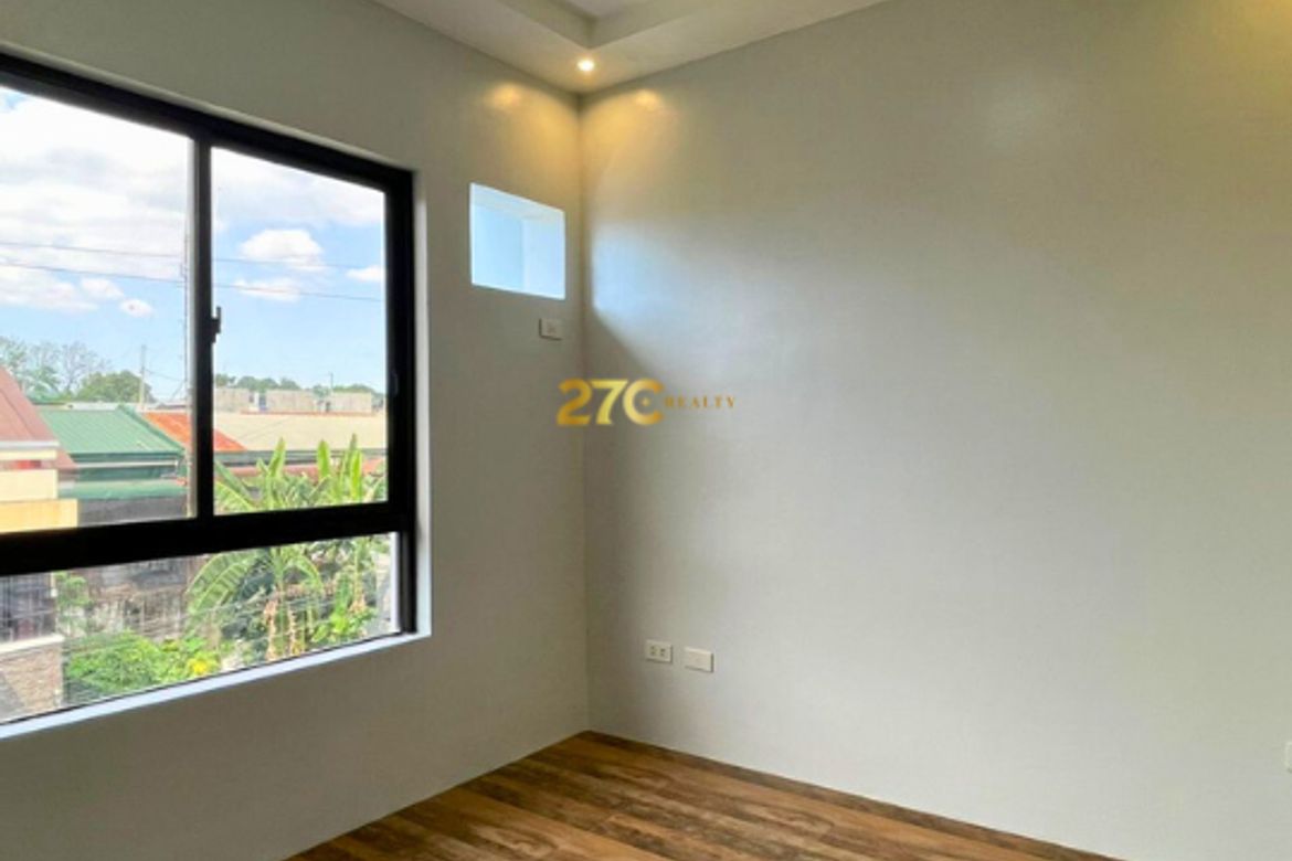 4 Bedroom House for Sale in Sauyo, Quezon City, Metro Manila – photo 7
