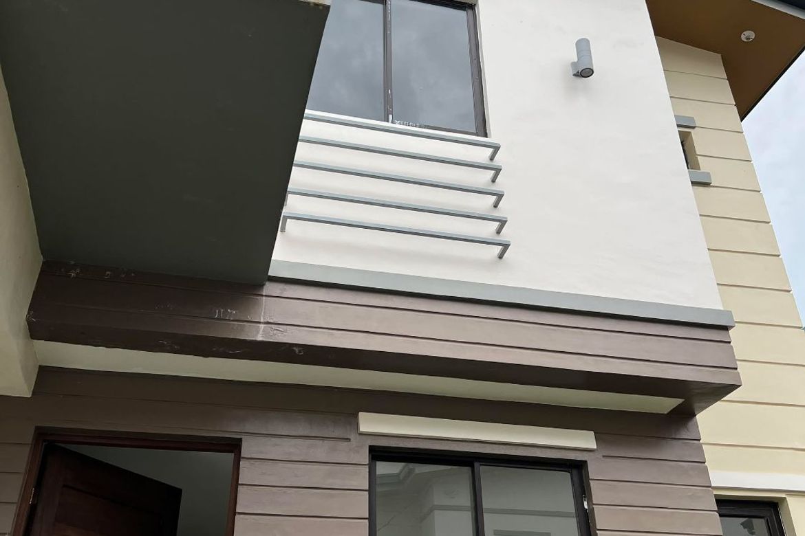 4 Bedroom House for Sale in Sentrina Lipa, Latag, Lipa, Batangas